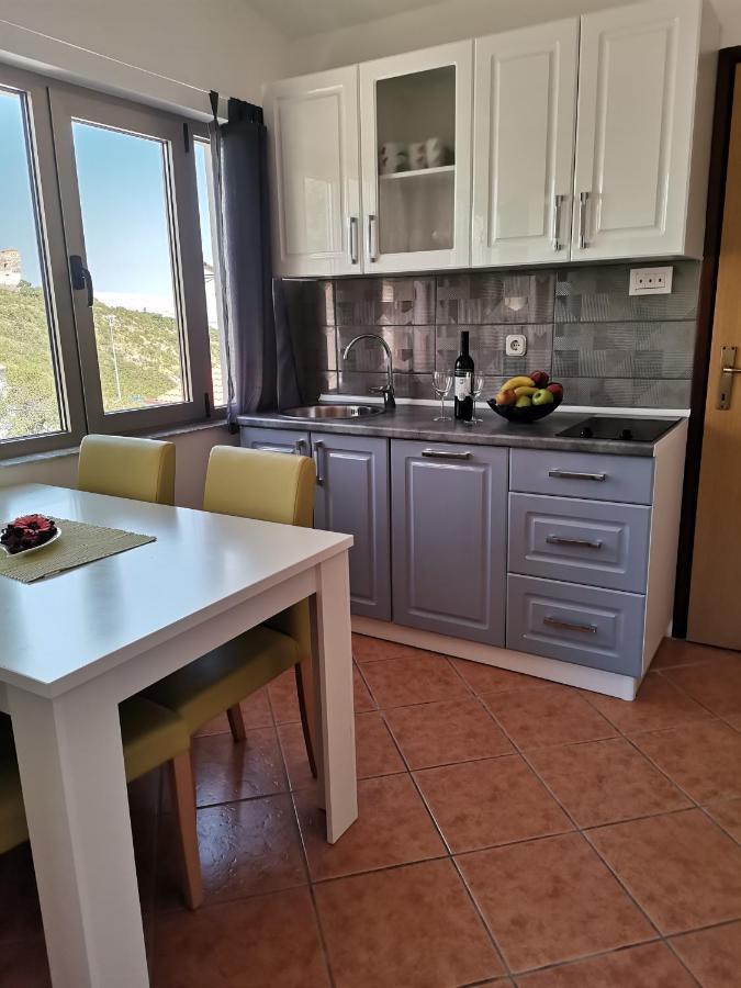 Apartments Zora Сень Екстер'єр фото