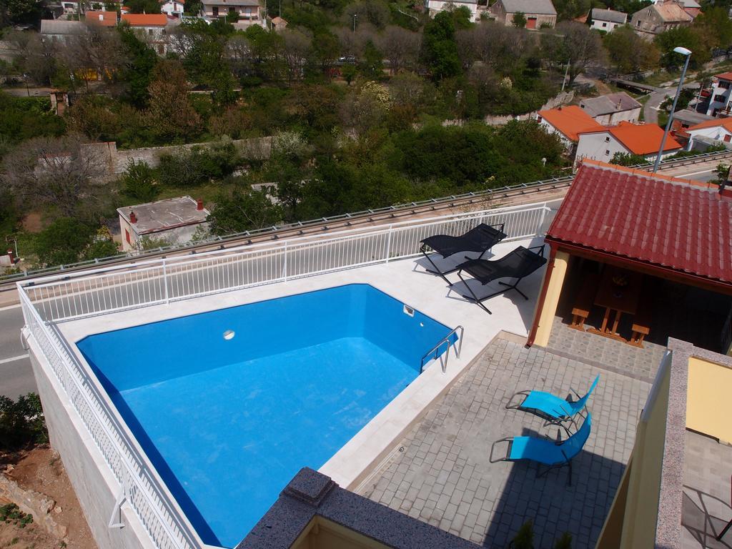 Apartments Zora Сень Екстер'єр фото