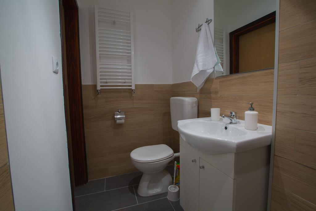 Apartments Zora Сень Екстер'єр фото