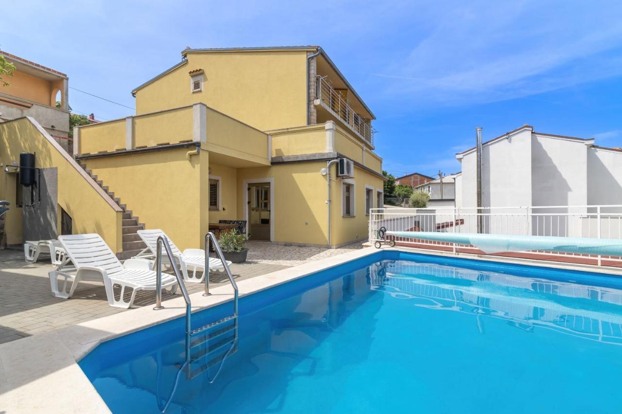 Apartments Zora Сень Екстер'єр фото