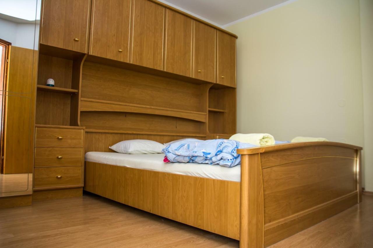 Apartments Zora Сень Екстер'єр фото